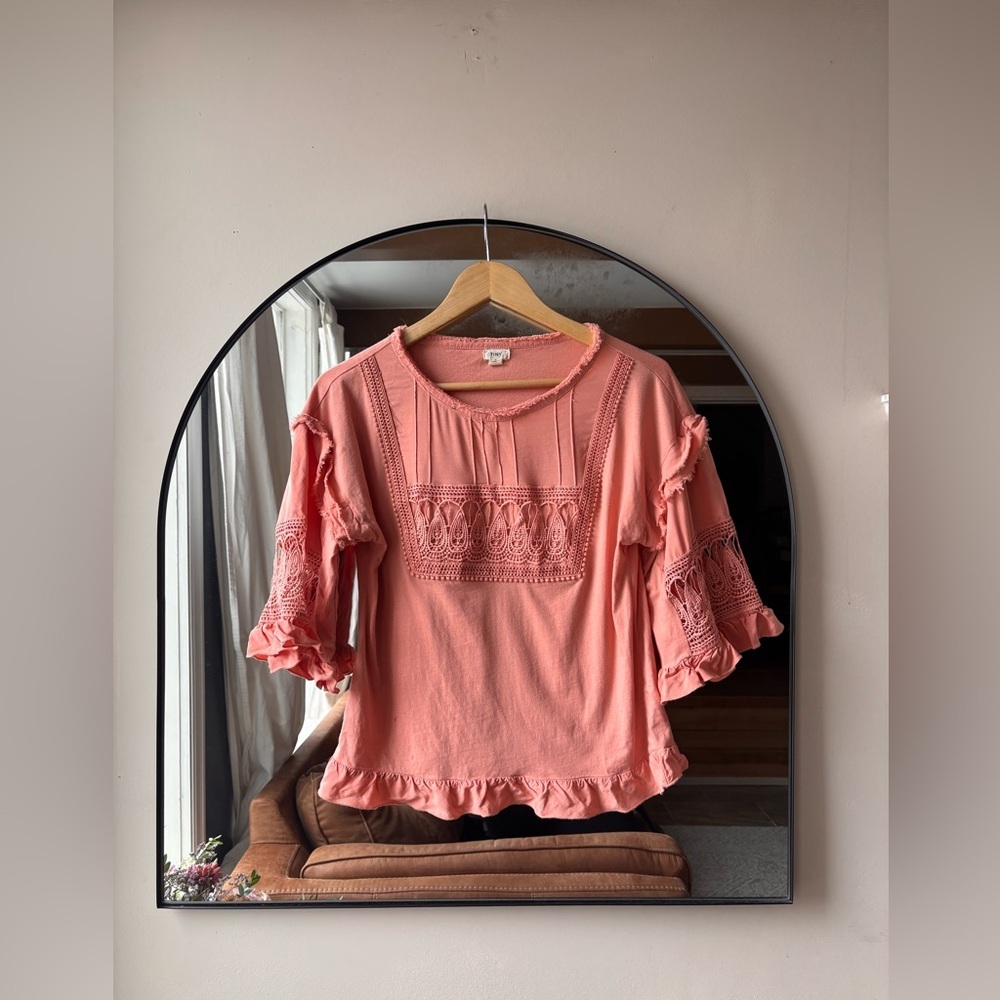 ANTHROPOLOGIE Tiny | Sonoma ruffled top | size small - Picture 5 of 7